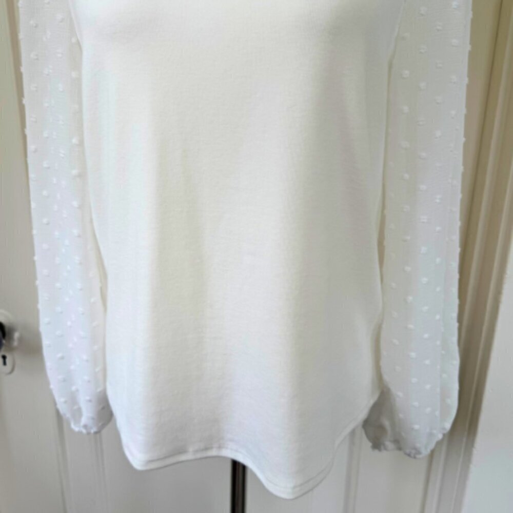 SOJOURN White Sheer Sleeve Swiss Dot Knit Top Size MP - Picture 7 of 11